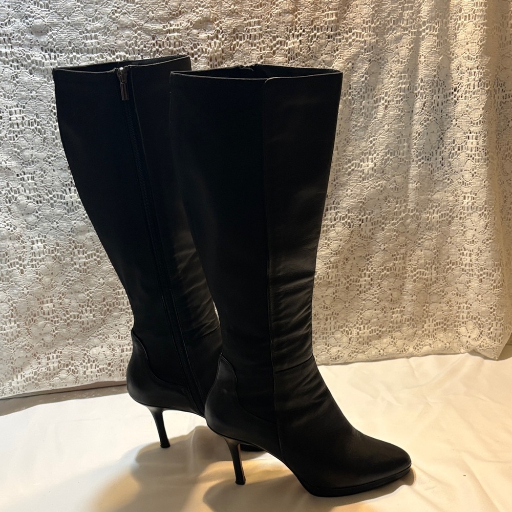 Sleek Black Over the Knee Women's Boots - Picture 6 of 12